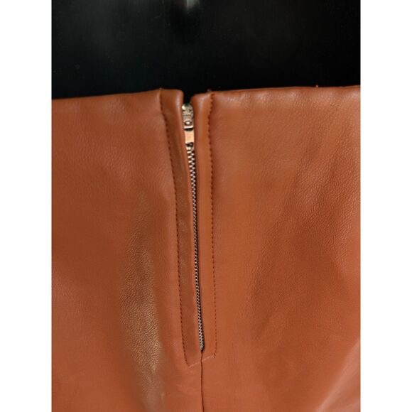 BlankNYC NEW Faux Leather Brown Mini Skirt Size 27 Asymmetrical Sexy Classic - Picture 6 of 11